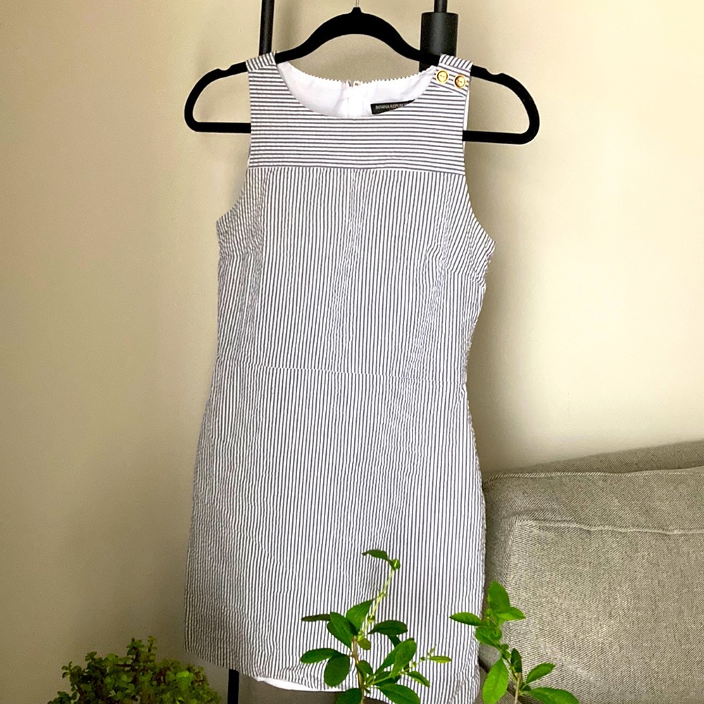Spring fitted mini dress. Size Small Banana Republic.